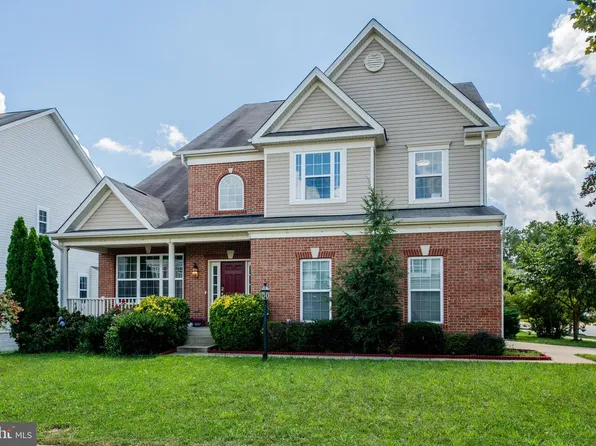 5240 Feathers Ct, White Plains, MD 20695