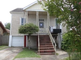 3329 Avenue O, Galveston, TX 77550