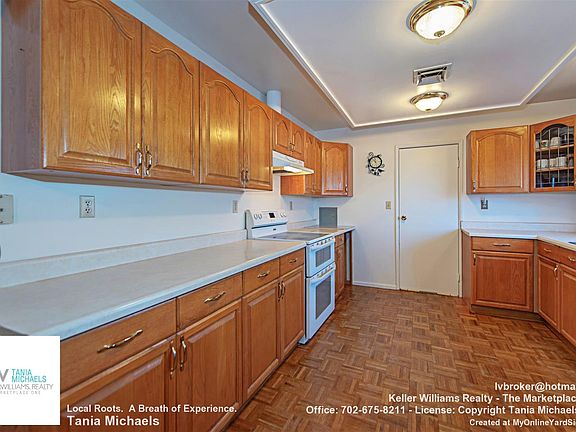 5th image of 5112 E Carey Ave