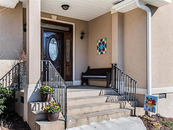3rd image of 17 Devonshire Dr