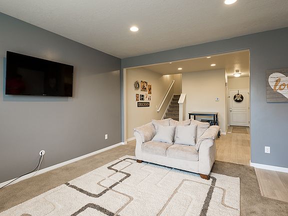 4th image of 5330 W Hampstead Ln