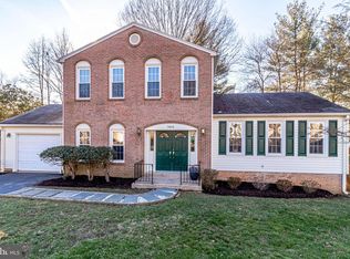 7818 Cliffside Ct, Springfield, VA 22153