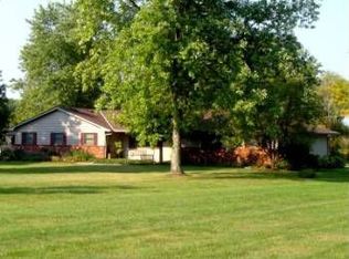 1975 Surrey Rd, Blacklick, OH 43004