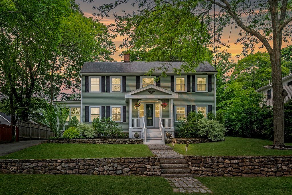 59 Pratt St, Reading, MA 01867 Zillow