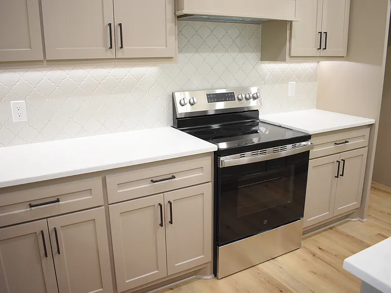 2713 Sullivan Dr — Photo 22