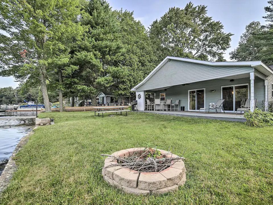 9741 E School Section Lake Dr, Mecosta, MI 49332 MLS 23011001 Zillow