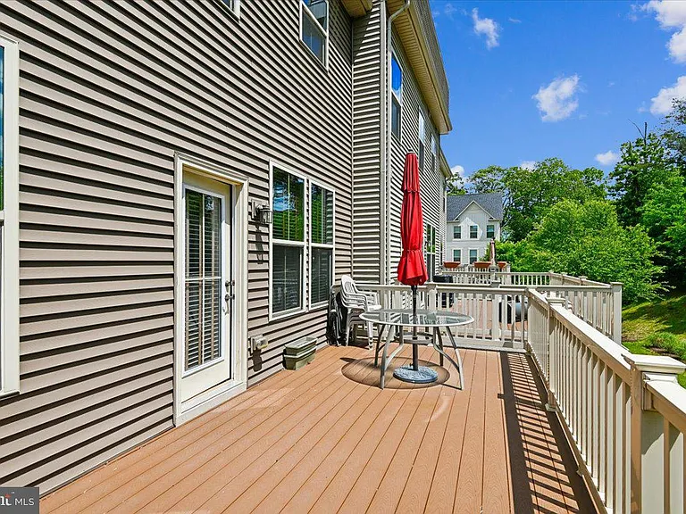 8261 Kippis Rd — Photo 20