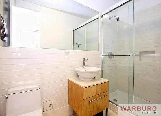 Sold by Warburg | media 11