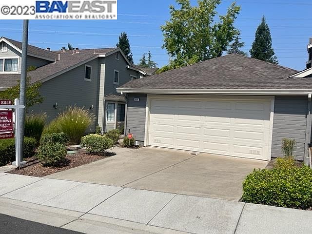 1st image of 639 Praderia Cir