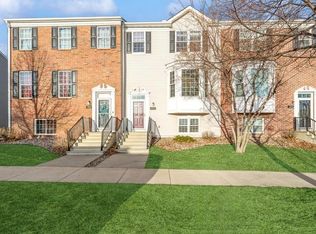 1762 Riverside Dr, Shakopee, MN 55379