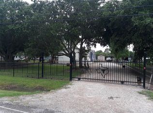 10706 Hanselman Rd, Manvel, TX 77578