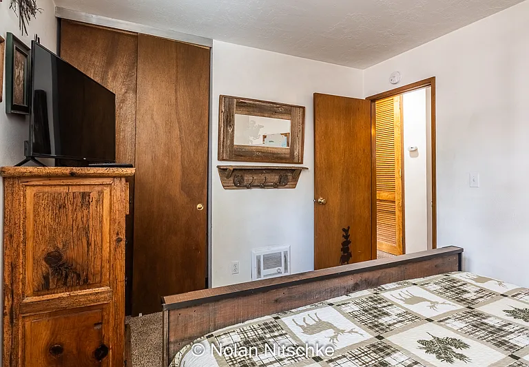 165 Old Mammoth Rd #127 — Photo 14