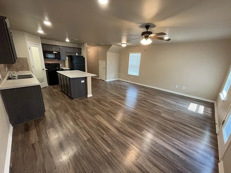 2201 Martin Luther King Jr Blvd, Killeen — Photo 8