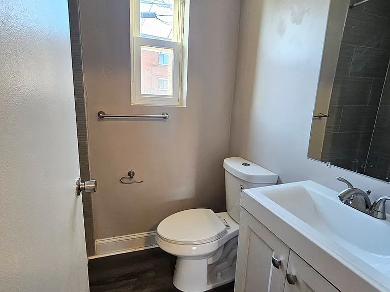 Wildwood Gardens Apartments — Photo 21