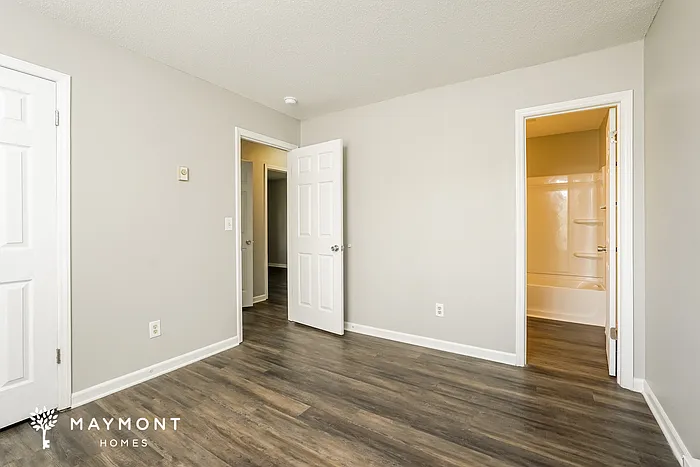 5916 Stoneybrook Cir — Photo 6