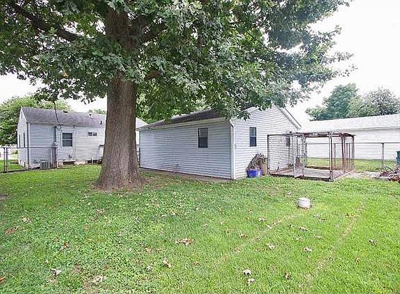 5th image of 1716 Primrose Ave
