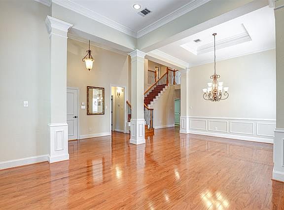 5th image of 3138 Woodland Heights Cir