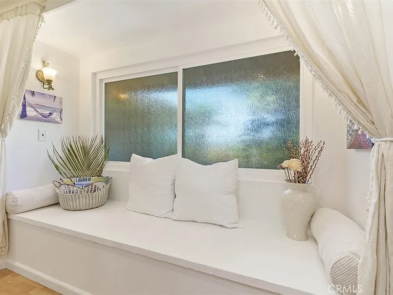 3068 Zell Dr — Photo 19