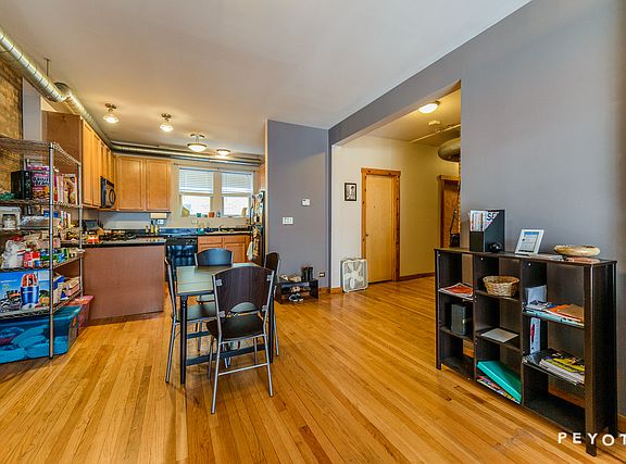 5th image of 1659 W Pratt Blvd #B-2