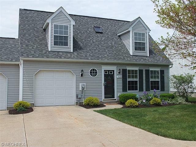 1st image of 562 Parkside Ln