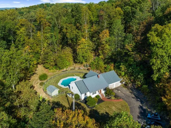 873 Kulp Rd, Perkiomenville, PA 18074