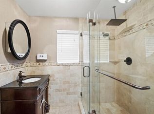 207 Parliament Dr, Houston, TX 77034