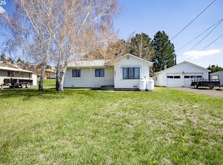 807 NW 1st St, Enterprise, OR 97828
