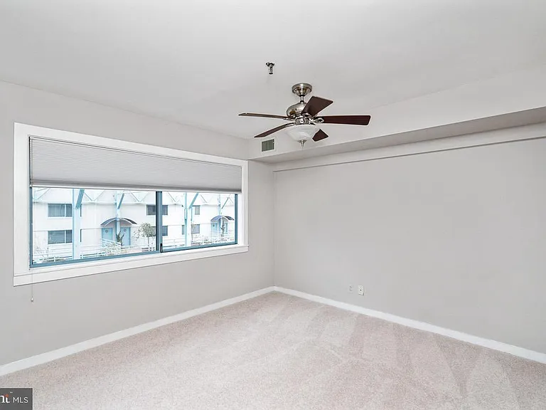 7 N Columbus Blvd #223 — Photo 18