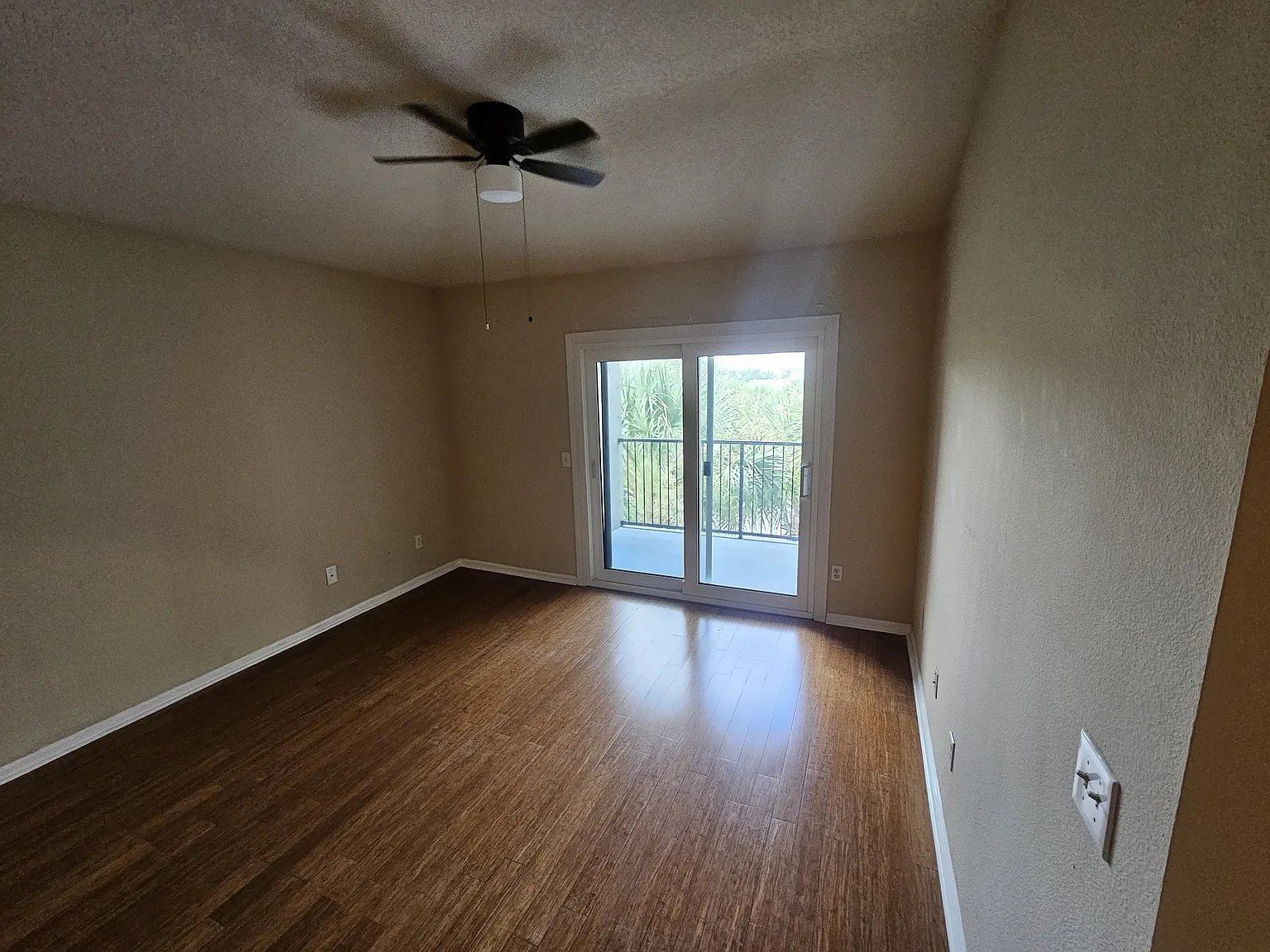 6578 Swissco Dr — Photo 2