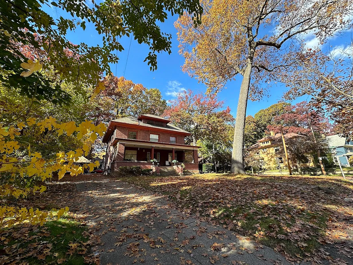 146 Oakdale Ave — Photo 3