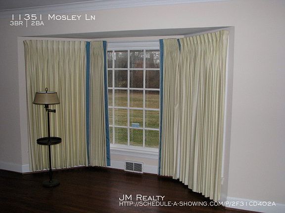 3rd image of 11351 Mosley Ln