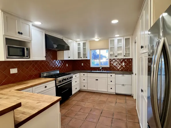 135 Glencrest Ln, Paso Robles, CA 93446