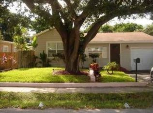 1417 Seagrape Cir, Weston, FL 33326