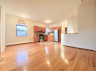 186 27th St #R22, Brooklyn, NY 11232