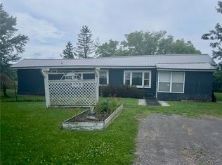 2524 Middle Rd, Munnsville, NY 13409