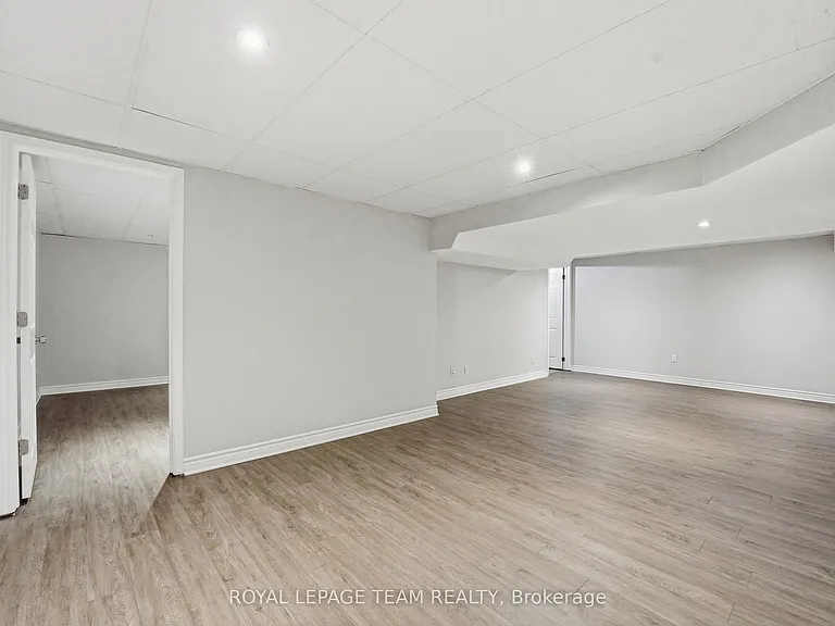 49 Crownhill St — Photo 21
