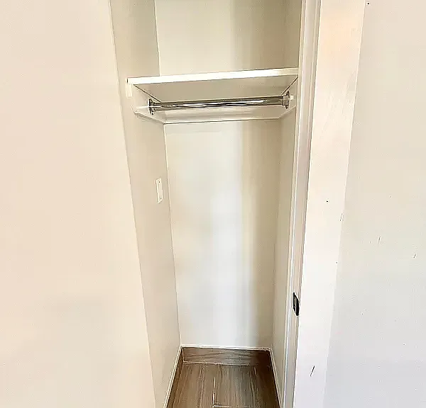 222 E 53rd St #2 — Photo 7