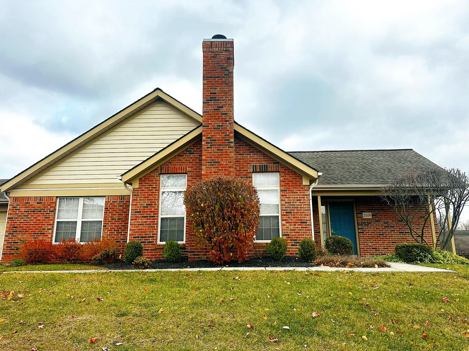 2604 Pine Marsh Dr photo 1