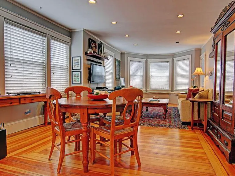 98 Lorimer Ave #2 — Photo 11