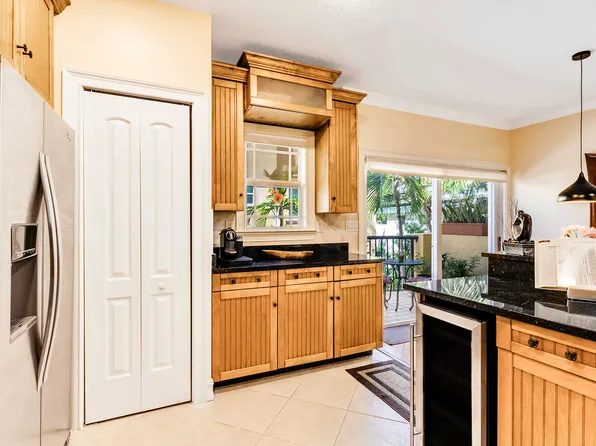 218 S Federal Highway #2, Lake Worth Beach, FL 33460