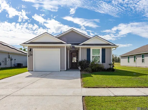 12603 Orchid Ln, Walker, LA 70785