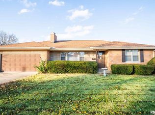 209 W Oakridge Ave, Peoria, IL