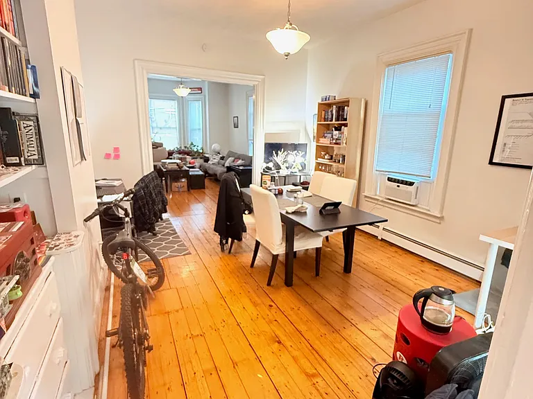 97 Inman St #1 — Photo 8