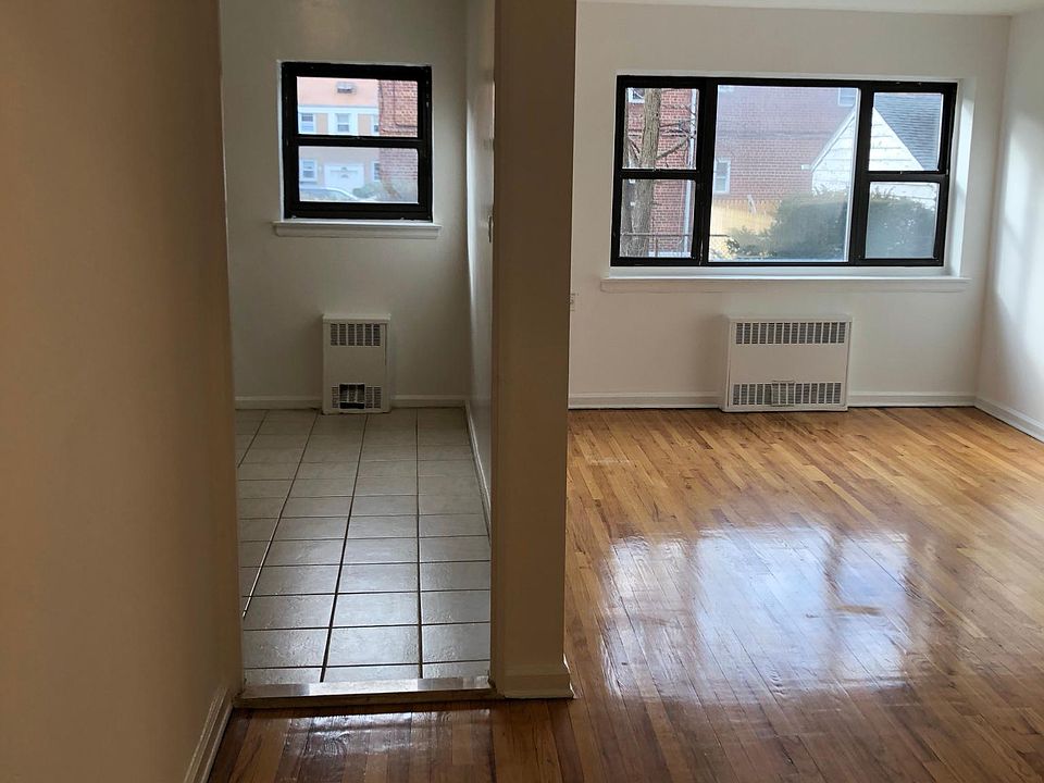 1st image of 3624 Bell Blvd #A