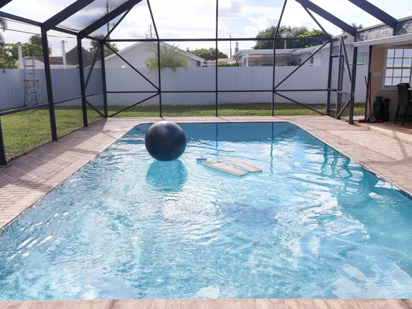 2442 Oklahoma Street, West Palm Beach, FL 33406