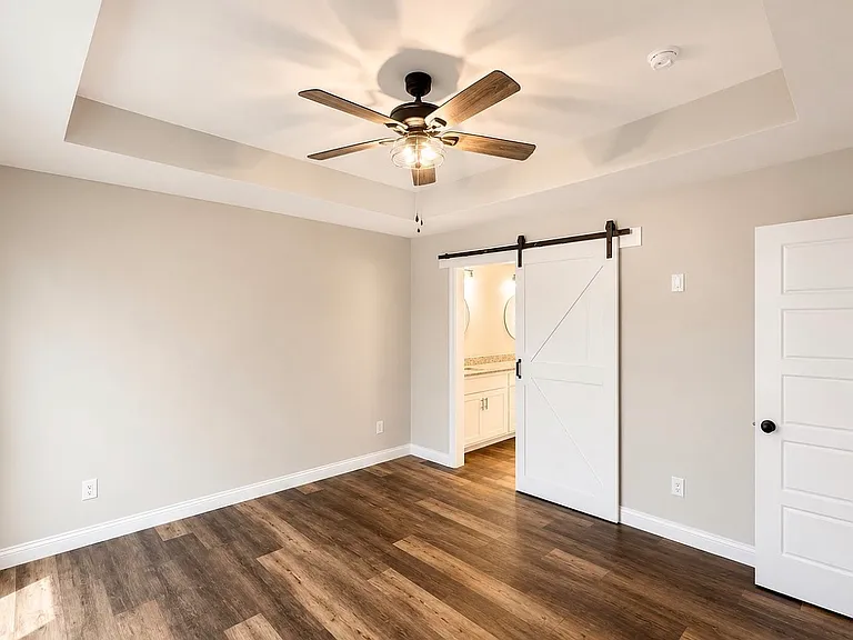 101 Breathitt Ave #206 — Photo 5