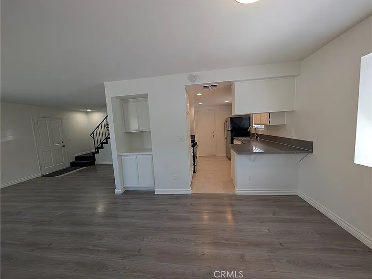 529 E Colorado Blvd #D — Photo 14