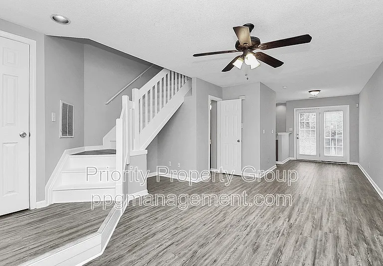 9365 Glenwater Dr #1 — Photo 3