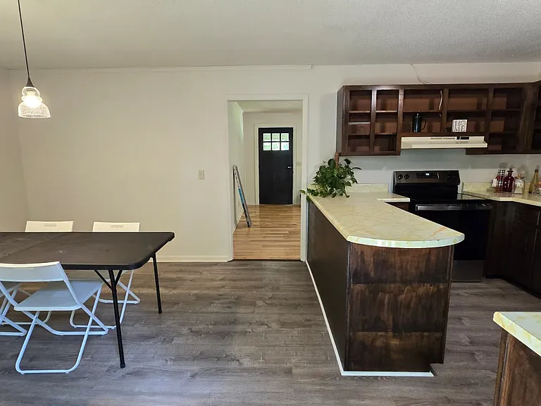 466 Hefner St — Photo 8