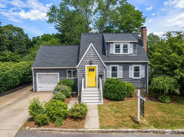 18 Margaret St, Norwood, MA 02062